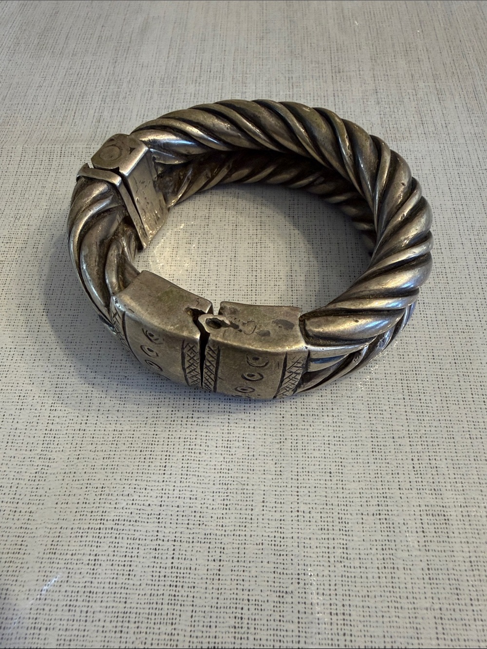 Old Fine Heavy Bracelet – Oromo Region – Ethiopia